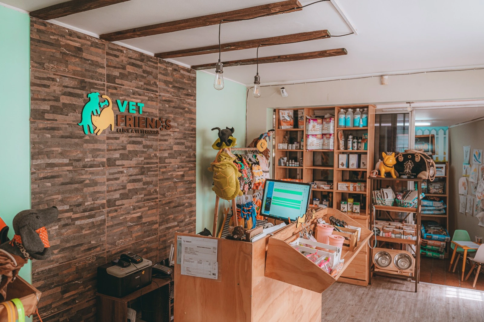 Recepción Veterinaria Moderna